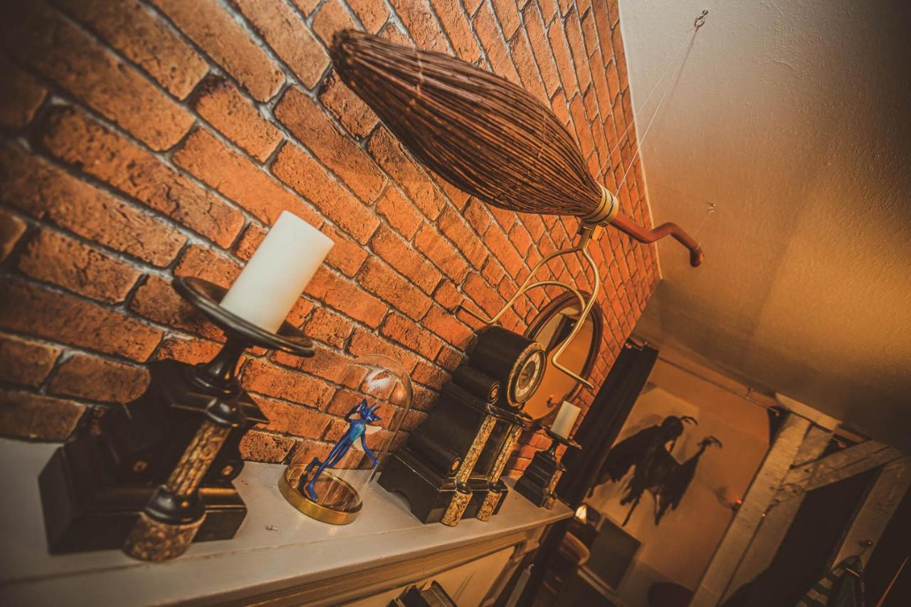 Repaire Du Sorcier Un Apartement Magique Troyes Zewnętrze zdjęcie